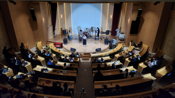 “중간고사로 지친 학생들 모여라” 건양대, 학생들 위한 Music Festival 개최